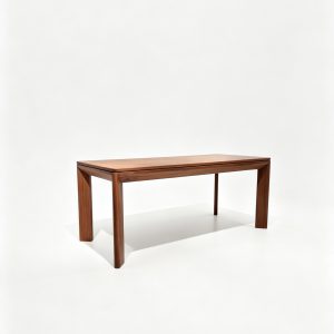 611# Ronaima dining table